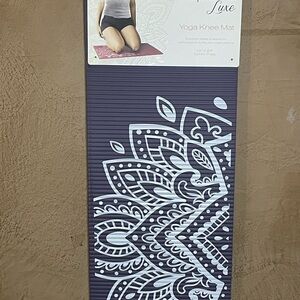 Apana Lux Purple background and White Mandala Knee Mat 10 mm Thick